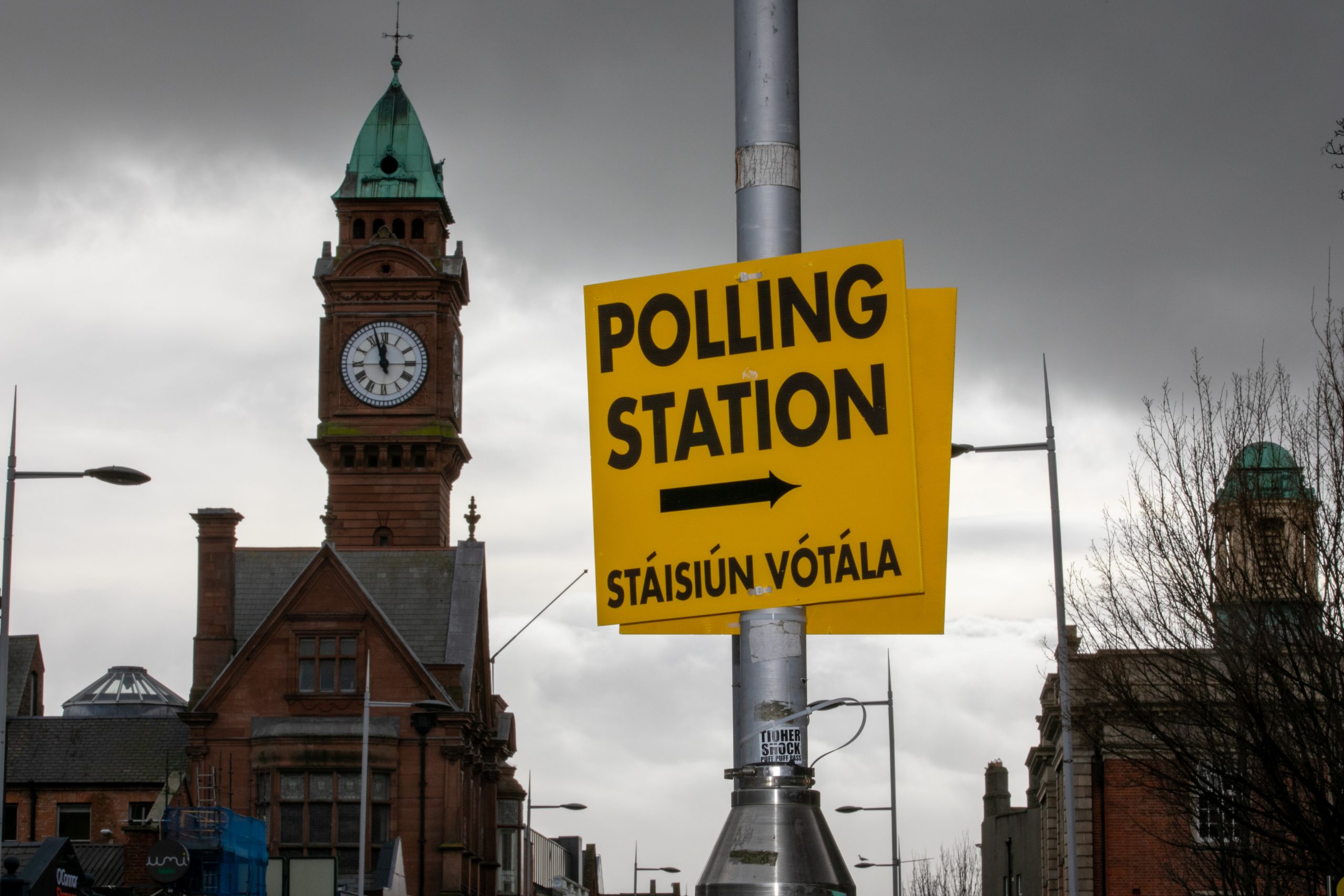 Image of polling station directional signage